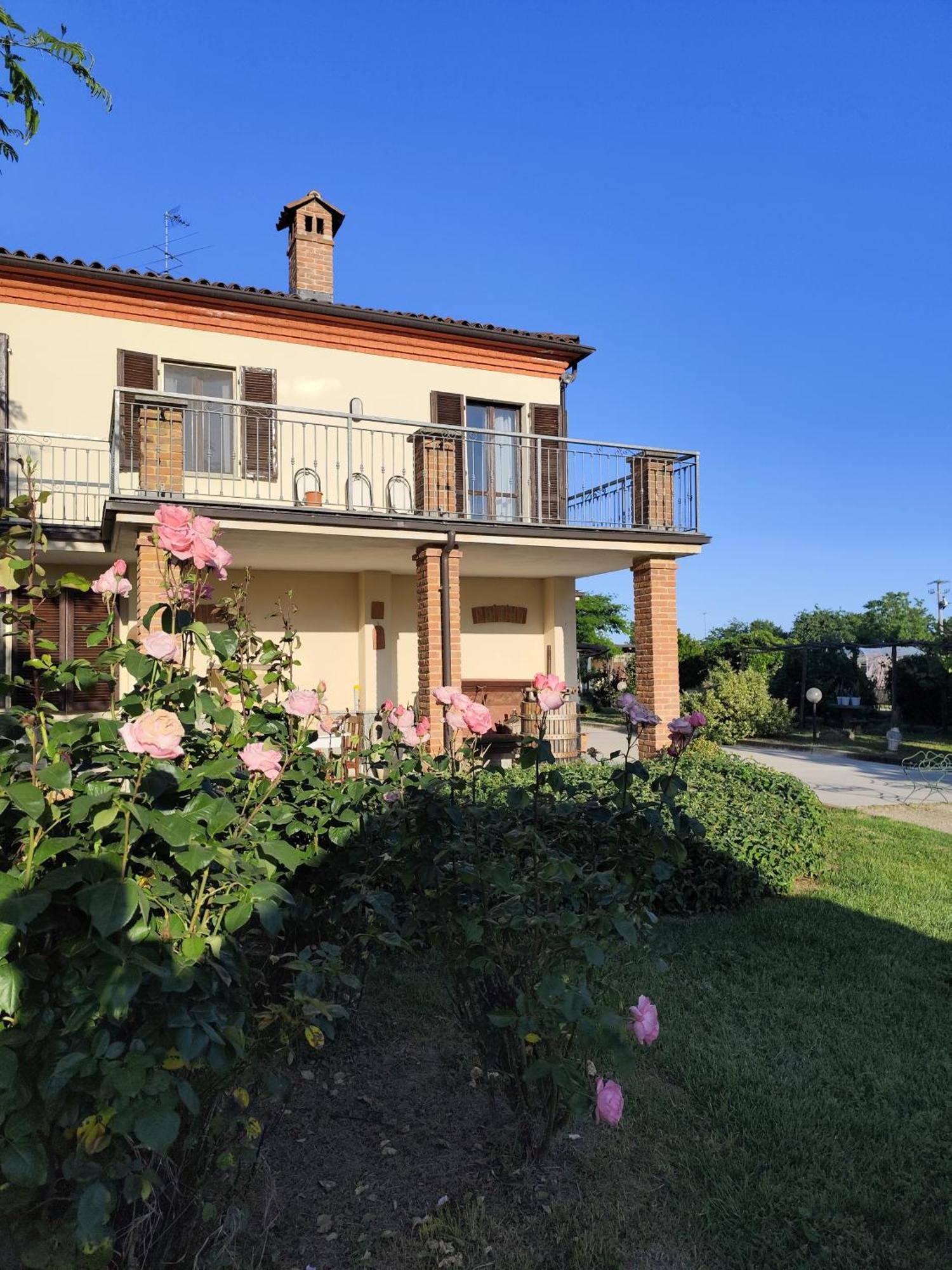 La Crota B&B Asti Exterior foto
