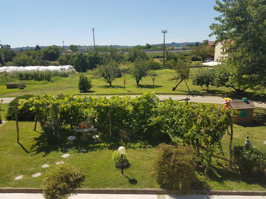 La Crota B&B Asti Exterior foto
